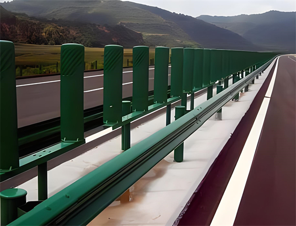 东营三波护栏板在高速公路的应用